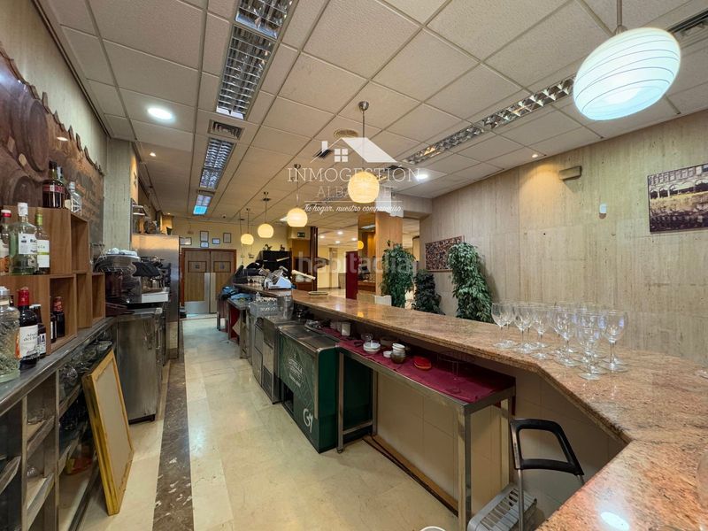 Foto 4e342bc3-f96c-4a77-b16a-d12d3130b496. Local comercial a Centro Albacete