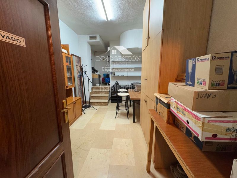 Foto 96a30a81-8855-4dc4-9778-cb961d17030f. Local comercial a Centro Albacete