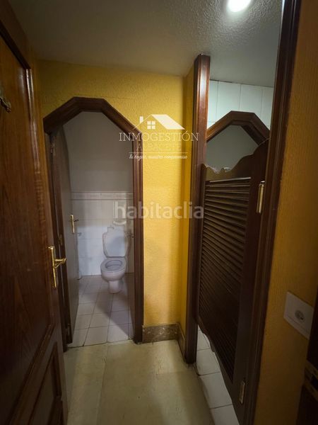 Foto ed8de834-19e0-4415-b5da-d6a2313bcf8c. Local comercial a Centro Albacete