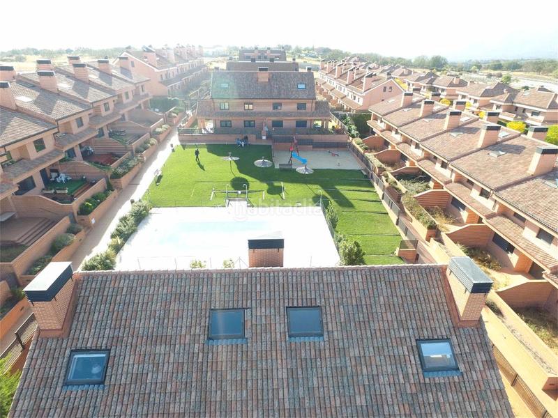 Foto fce217b5-8693-47e6-b9ad-e83639bc54a8. Promotion Urbanización Los Pinarejos dans Miraflores de la Sierra. Logements de biens neufs