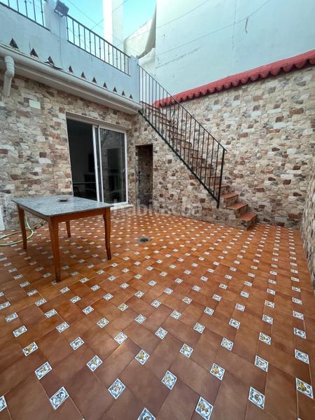 Foto ed1e40fc-f379-4383-bd3f-6e8c6dae77e4. Casa  en planta baja con cochera en Marchena