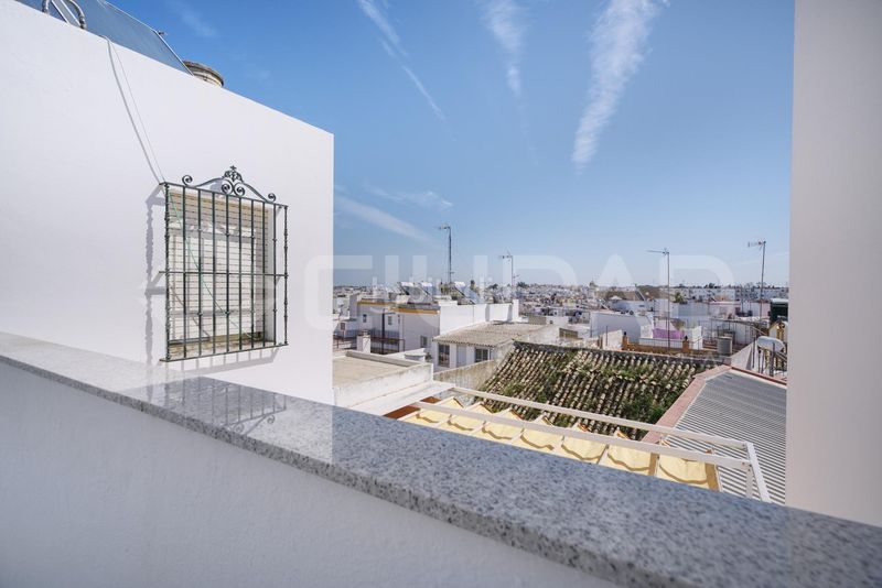 Foto 4c922b02-f183-4bd3-a576-2cdb25474bc2. Casa a Marchena