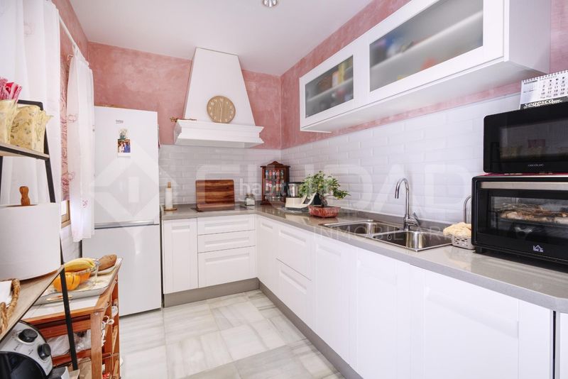 Foto 92bd0cdb-d9d6-40e2-9758-2b80f47aab02. Casa a Marchena