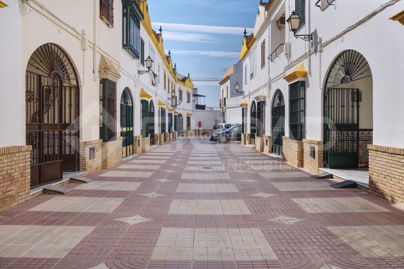 Foto bf3f57d6-5a62-41fc-a618-5ea4d72d3d8e. Casa a Marchena