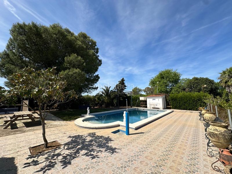 Foto 0af6972f-f7d1-4d75-823c-8c1ee9cc7d12. Xalet a Marchena