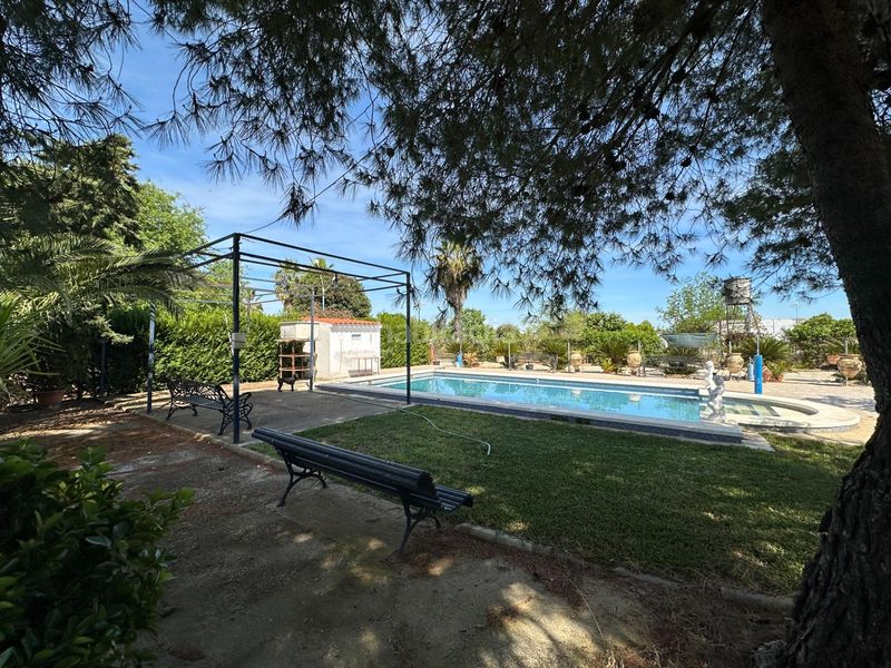 Foto 5178195c-4015-4b54-8ec8-fa60d2b23714. Xalet a Marchena