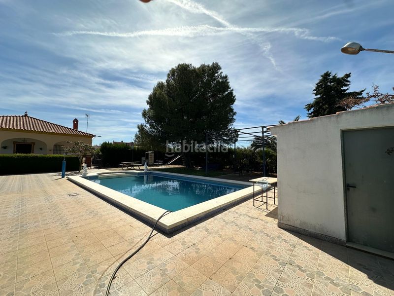 Foto 6da138c1-bb47-4f10-8364-0acf75cc036e. Xalet a Marchena