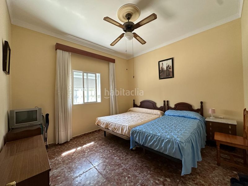 Foto dc02956f-7f1e-4cf6-a3ff-99f46a2d2431. Xalet a Marchena