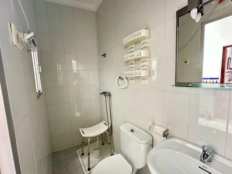 Foto 13eb7757-62f7-4a21-932a-2dd5818a82e1. Casa  de dos plantas en Marchena