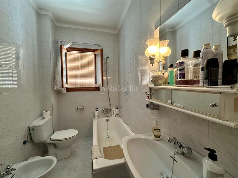 Foto f0a156d9-e81b-4143-bf93-57ab477eb857. Casa  de dos plantas en Marchena