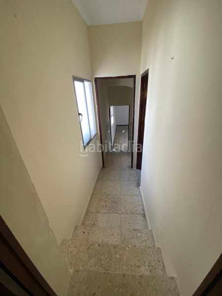 Foto d2883ba3-5ee0-4f47-b25b-c220e8fc6650. Casa a Marchena