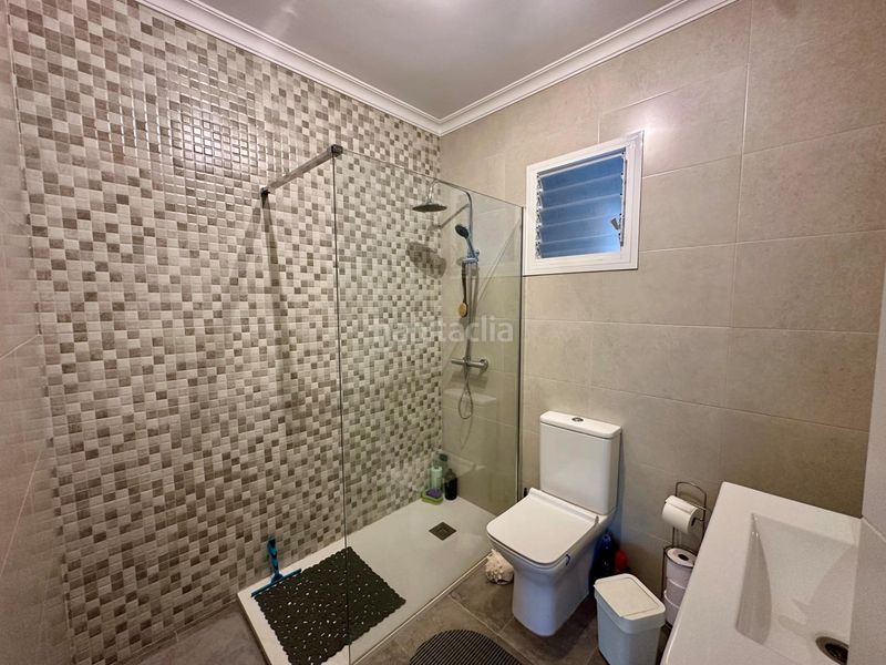 Foto a8f1130e-d7f6-4f44-920c-763d0d466607. Casa a Paradas