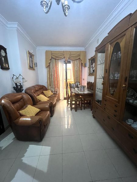 Foto 0d7270ce-f86b-4811-8ded-7aa71a293cfa. Casa amb aparcament a Marchena