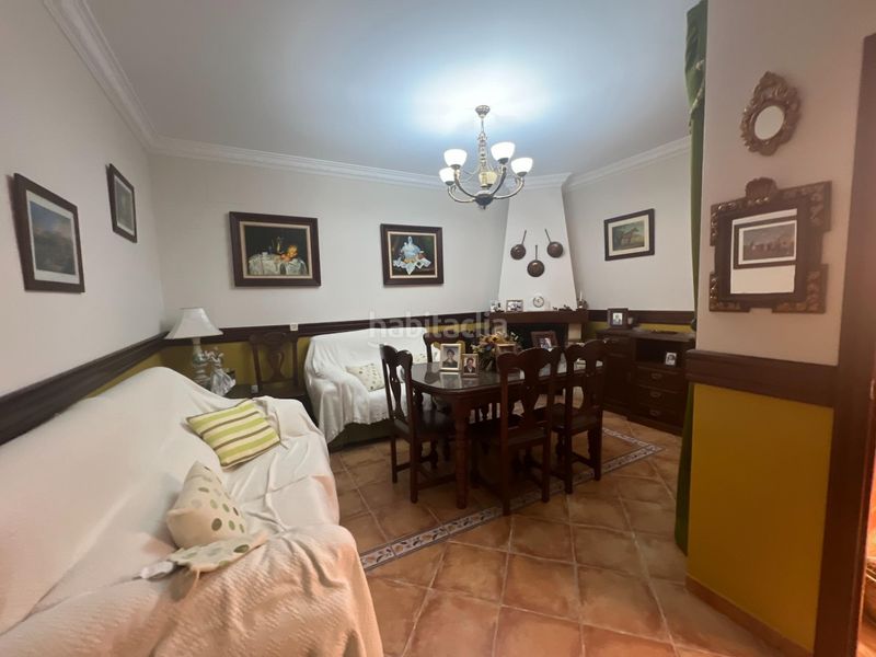 Foto 392e6913-b194-476f-90ab-cfae97a1b29a. Casa amb aparcament a Marchena