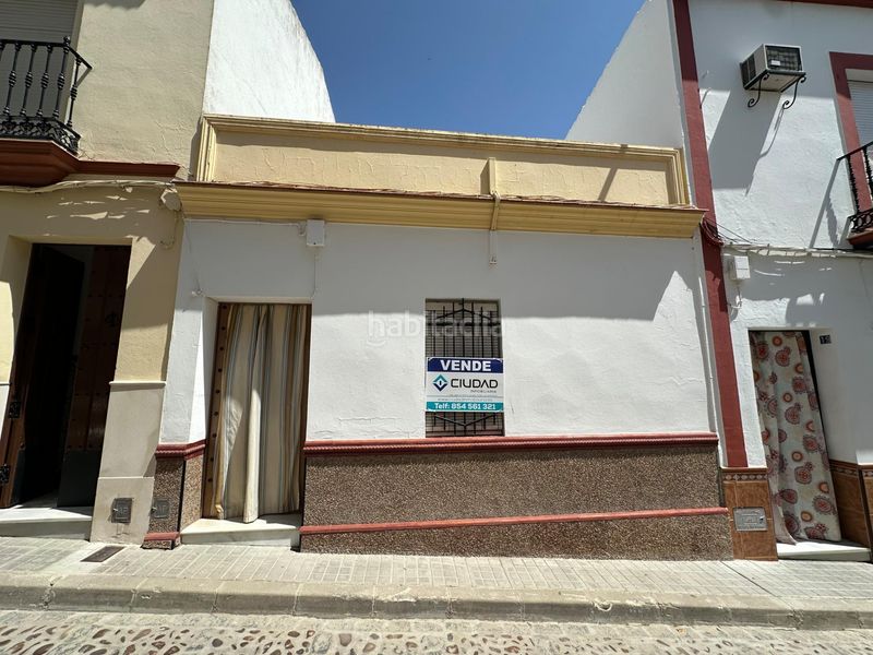 Foto fffb21e9-b040-452c-bcc7-31a0d3415767. Casa a Fuentes de Andalucía