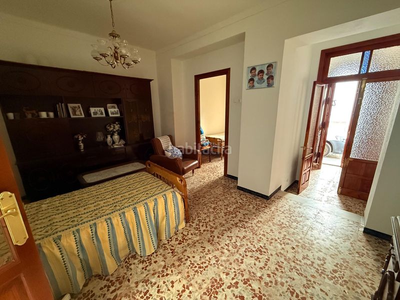 Foto ef6bb949-fb7a-473f-b7b1-25991bec2ab1. Casa a Fuentes de Andalucía