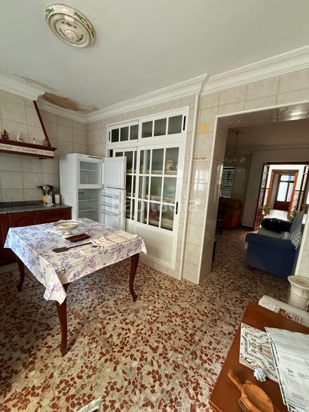 Foto ffb2a18f-ae45-4b2d-a741-acf14207e5ee. Casa a Fuentes de Andalucía