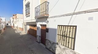 Casa en Campana (La). Casa lista para entrar a vivir