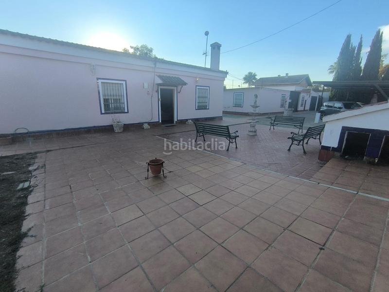 Foto 18f01f76-cc55-4271-b04b-68badd123479. Casa a Carmona