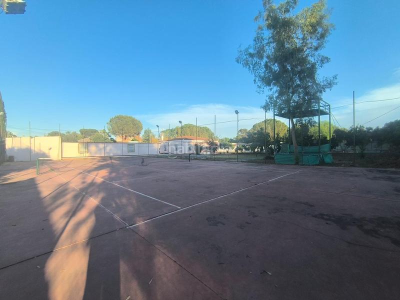 Foto f229f6a1-3d5a-4253-aab0-f0c5519877bd. Casa a Carmona