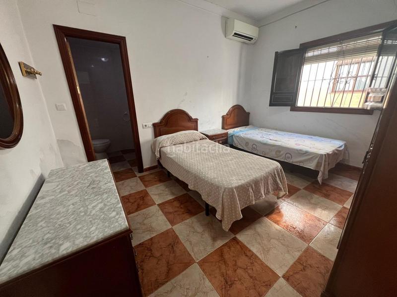 Foto 73704993-56ed-4d38-8f30-8f9eba6d2e8e. Masía casa muy cerca del centro en Marchena