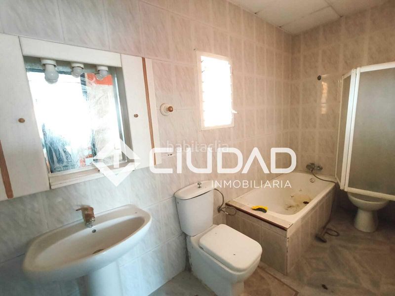 Foto 0a4d7283-9c08-4a86-a9c9-a97b8b2e5009. Casa a Cuervo de Sevilla (El)