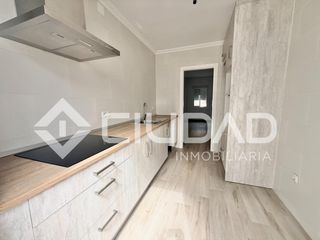 Miete Haus in Cabezas de San Juan (Las). Alquiler  vivienda en planta baja reformada en las cabezas de sa