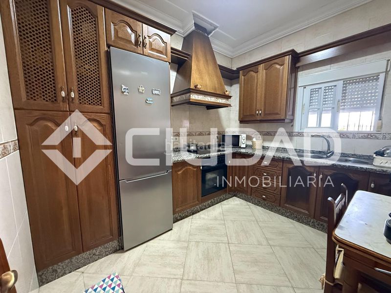Foto be958550-577d-4b01-bf52-2c225405ff44. Casa a Cabezas de San Juan (Las)