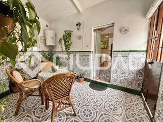 Casa a Cuervo de Sevilla (El)