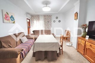 Pis a Cabezas de San Juan (Las). Piso independiente en esquina  zona av. miguel hernández, las ca