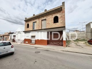 Business premise in Cuervo de Sevilla (El). Vivienda en bruto con cochera  zona colegio antonio gala