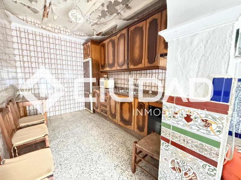 Foto f4369727-dbf4-48b1-86fa-b1fdb57b2c18. Casa amb aparcament a Cuervo de Sevilla (El)