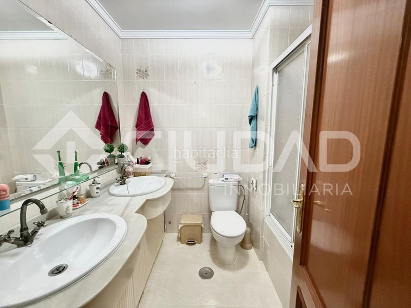 Foto 4a8d7068-a31d-4d23-bfc8-d6aaecce8554. Pis a Lebrija