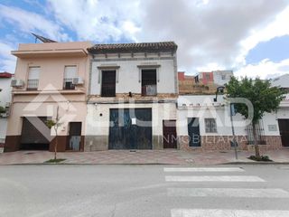 Flat in Cabezas de San Juan (Las). Piso en construcción  cochera  avda. pablo iglesias