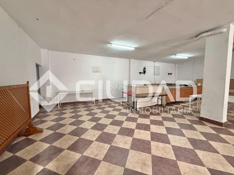 Foto b883169a-18e6-4e29-b9ce-f5ddbde3ff2a. Pis a Cuervo de Sevilla (El)