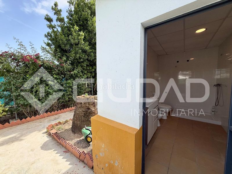 Foto a1035425-d2a1-41c2-8823-c088d80bdb23. Finca rústica a Lebrija