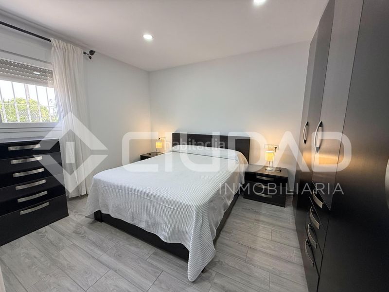 Foto d78242f6-9426-416d-ba0e-b136d5f5a1c7. Finca rústica a Lebrija