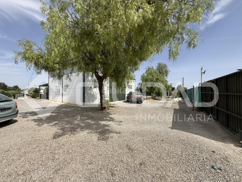 Foto dd41a894-6073-40ae-8fa3-471762c6aef1. Finca rústica a Lebrija