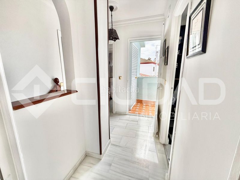 Foto c8757866-210d-4647-98e4-8d8a22d65a16. Casa adosada en Lebrija