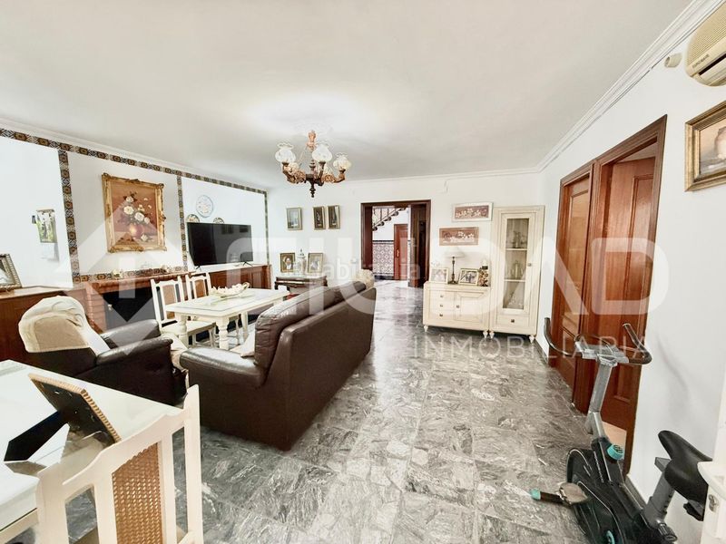 Foto f29c7bdd-4fd7-4280-8127-3fa6c9f24fc3. Casa a Cabezas de San Juan (Las)