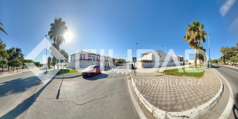 Foto 9e36cd61-f20b-4ed3-9000-0f5c33eef159. Casa a Lebrija