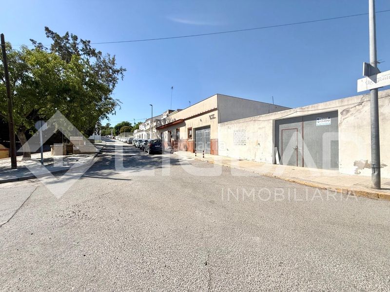 Foto 4d348e47-6ace-4822-860c-dfea80119d3b. Casa a el berral a Trebujena