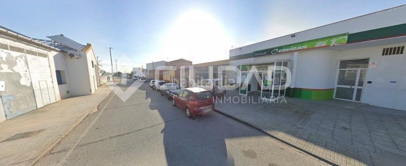Foto ee3a9fc1-d112-4721-ab2f-5a3a93203e88. Finca rústica a Lebrija