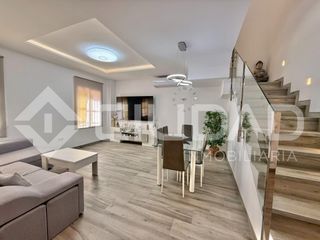 Casa a schiera in Lebrija