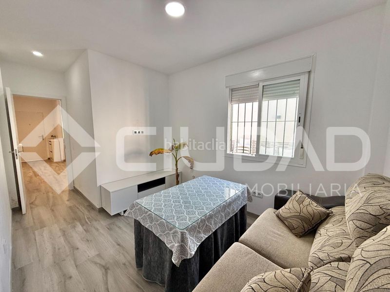 Foto 130b7b7e-7016-4dd2-a050-49e9e4a04f67. Casa adossada a Lebrija