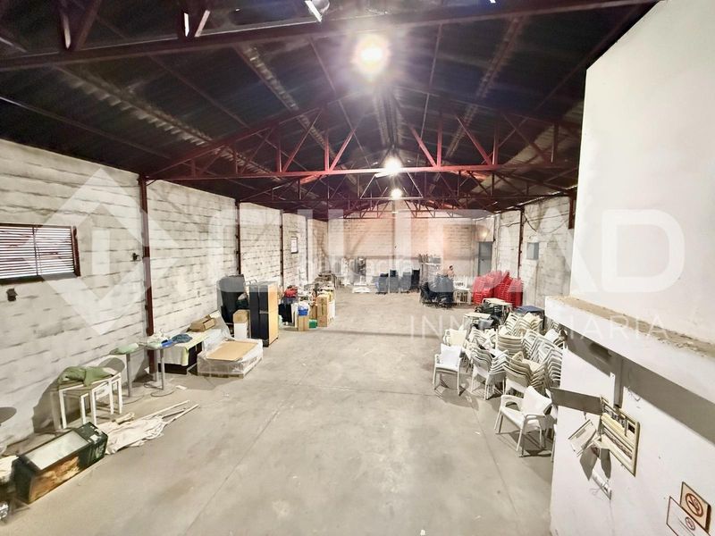 Foto d9b44e72-f496-4868-a8c7-2e97d17dd9a6. Nave industrial en Lebrija