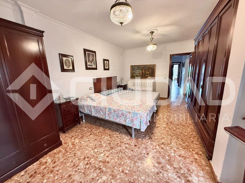 Foto 74dd9d60-e255-4122-8318-89655aba4fac. Casa amb aparcament a Lebrija