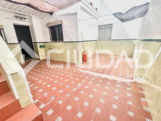 Planta baixa a Cabezas de San Juan (Las). Piso en planta baja  zona avenida pablo iglesias, las cabezas de