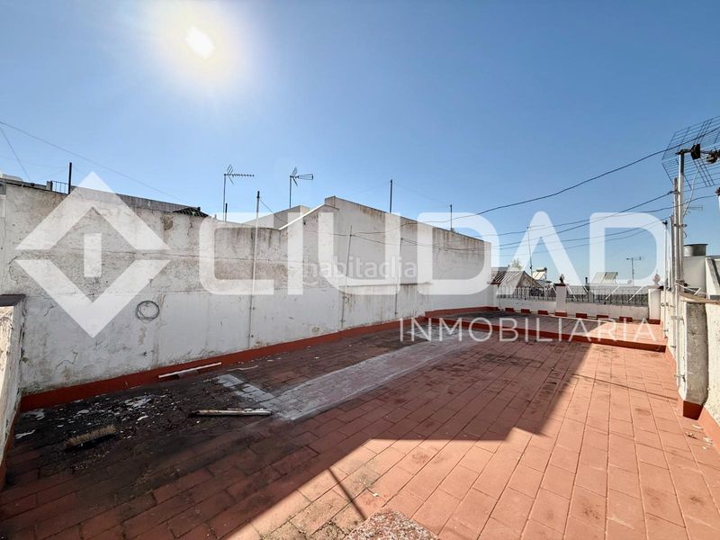 Foto 62c0a316-87c4-468f-993b-be49f1dfb9c9. Casa amb aparcament a Cabezas de San Juan (Las)
