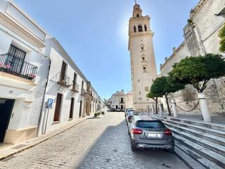 Maison à Lebrija. Casa con proyecto de 5 apartamentos  zona centro, lebrija